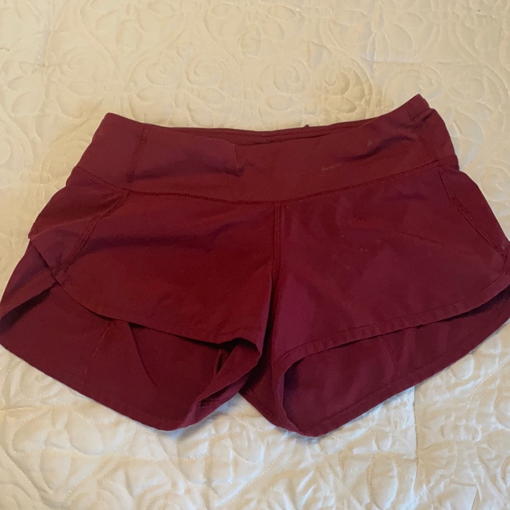 Lululemon maroon size 2 speed up shorts